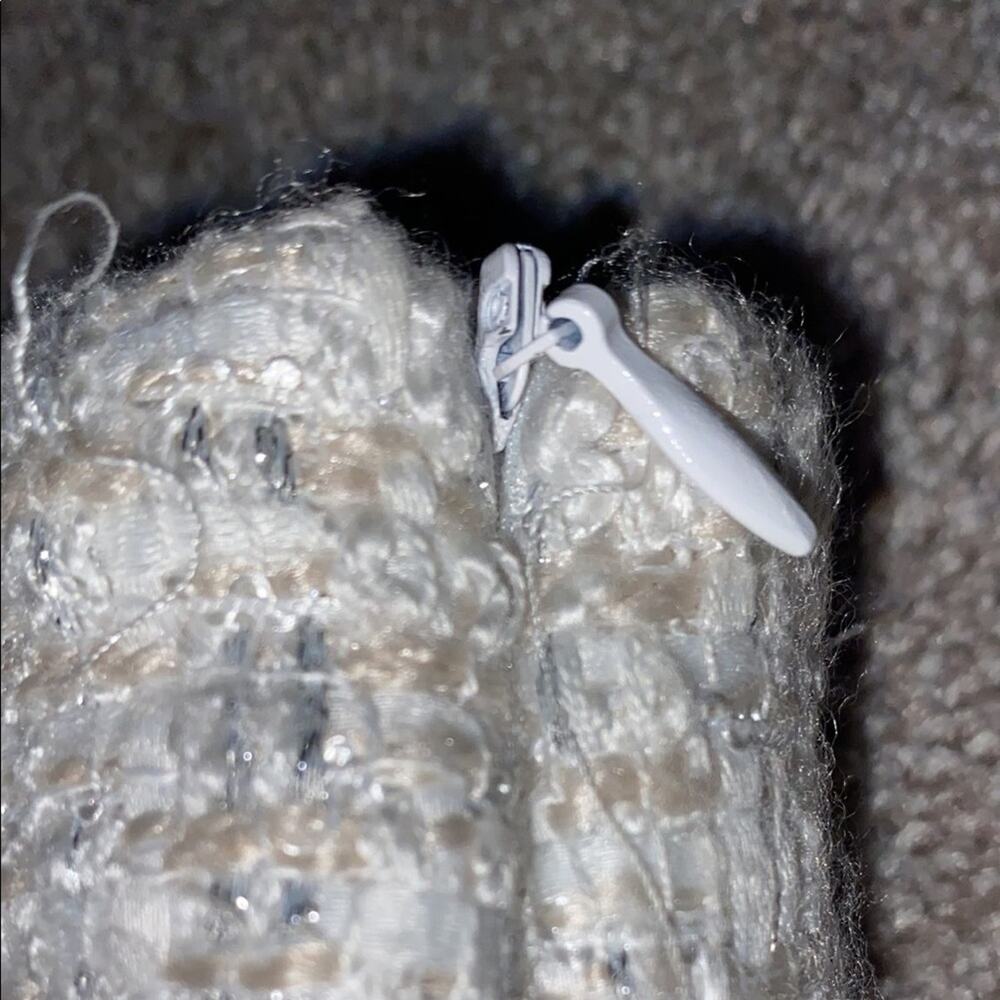 Aqua cream thick women shorts - Picture 3 of 10